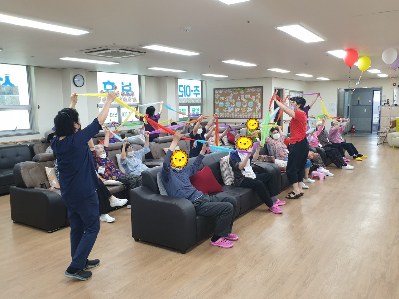 2000769928_eys0JrEu_127061d2b15e3813e7d448721dd51423d83f36b1.jpg 이미지크게보기