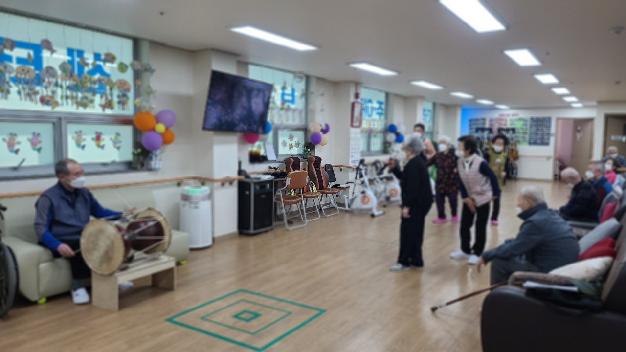 2000769928_g0tsKHzF_37af4d66313a02c1d38543df59ca40852268c015.jpg 이미지크게보기
