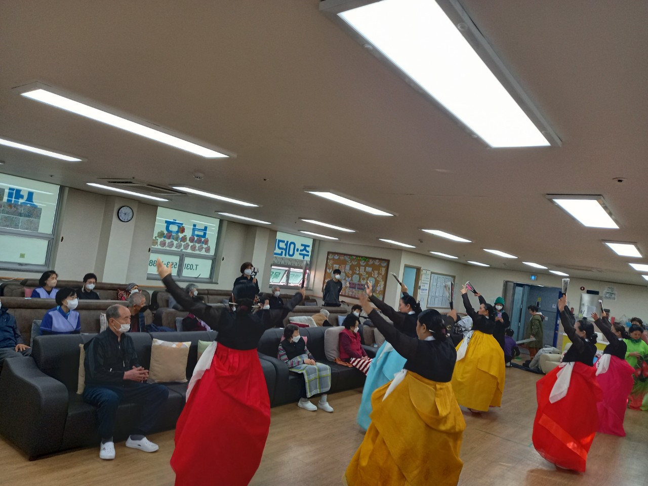 2000769928_hGFWXyk3_b09a817818973ac7f9261993a290cf12ccf82d71.jpg 이미지크게보기