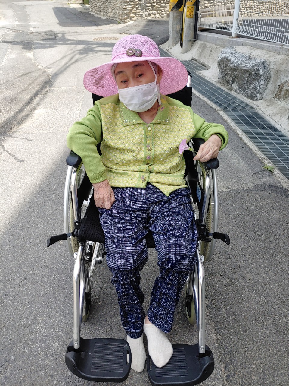 1948697120_32jCoigH_15e67c26dc3e05c21bcf72e4d8ee62b6744ab5de.jpg 이미지크게보기