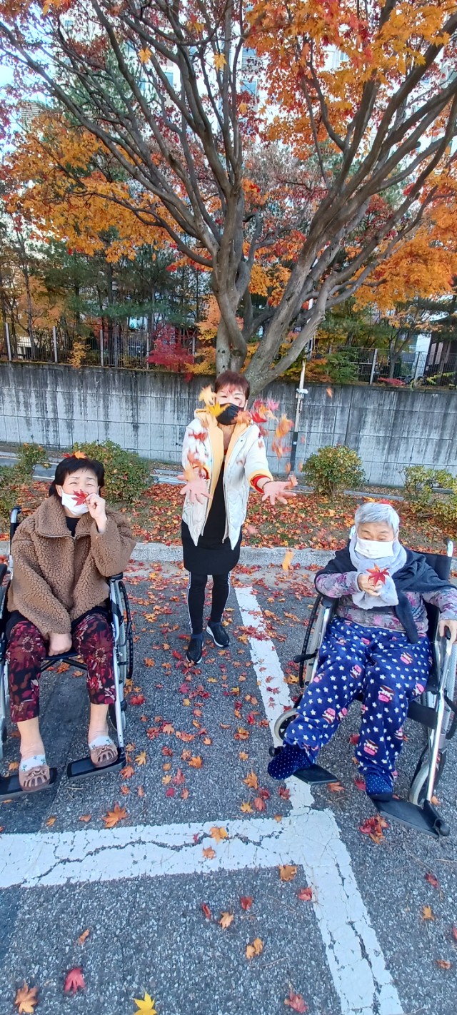 1948697120_4W2YovrF_3ab44912c58cdf8c813846896f8348edc3c7856b.jpg 이미지크게보기