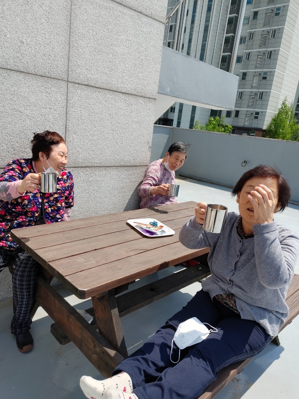 1948697120_SxUnjPN5_e7a38b2637b04bf5247bfe03c2fbfac6792b8064.jpg 이미지크게보기