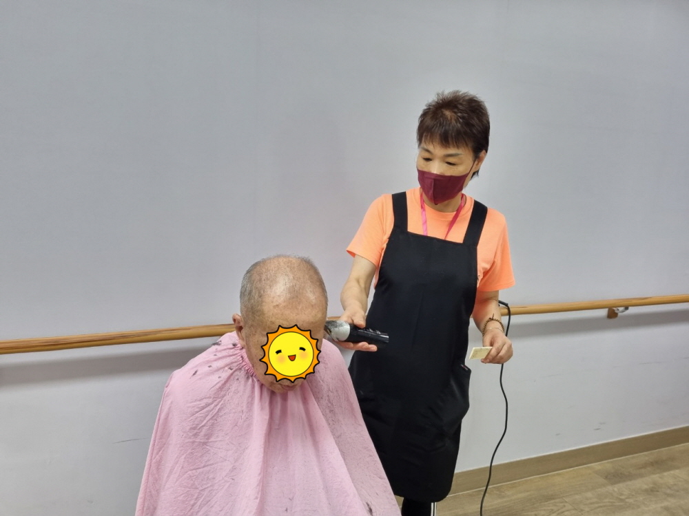 1948697120_tnIgEizW_508c9105ce663ea09d357e464895698430e10306.jpg 이미지크게보기