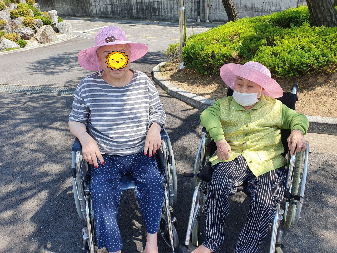 1948697120_xKs4y7JH_27ed8dad176f9fa5eebf9c306652cb159c8d8712.jpg 이미지크게보기