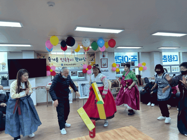 thumb03dca69b1acb5be17413707e86afde19_1711605819_274.gif