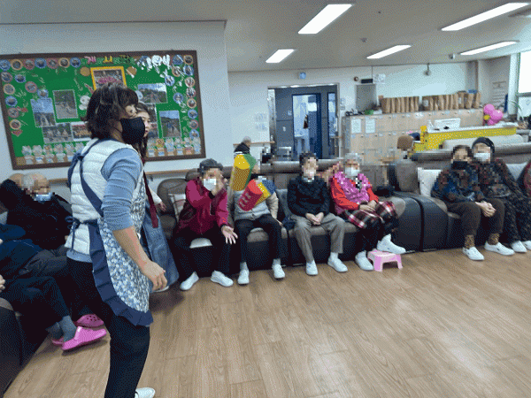 thumb03dca69b1acb5be17413707e86afde19_1711607020_094.gif