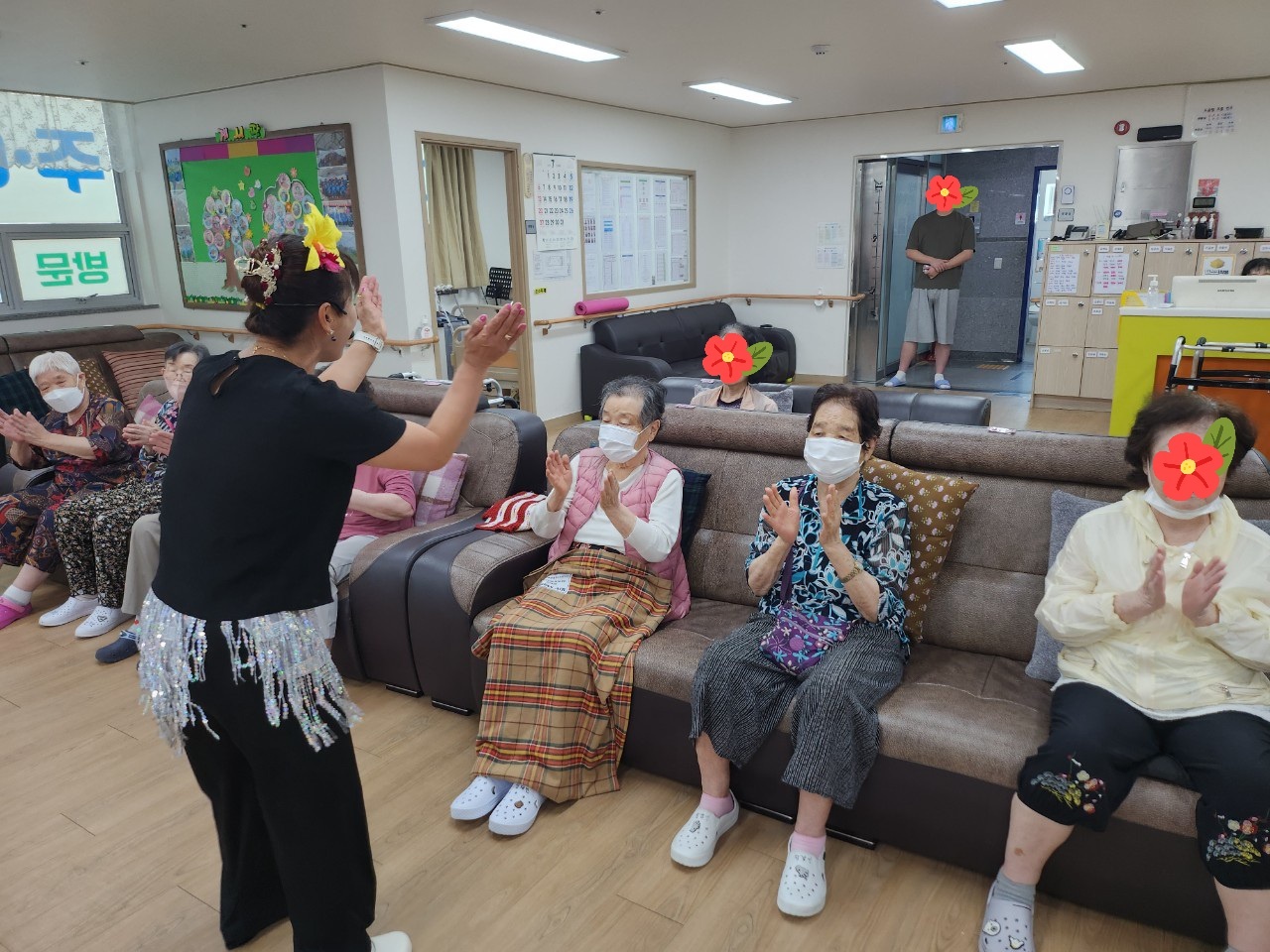 /user/y/youth/editor/2507/7c95e53b870fbe34d95d14826f0ae090_1753680476_6031.jpg 이미지크게보기