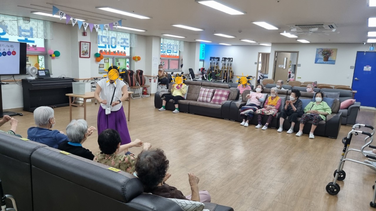 /user/y/youth/editor/2508/75096968a00e305d4f51110ca446b626_1755845175_6589.jpg 이미지크게보기