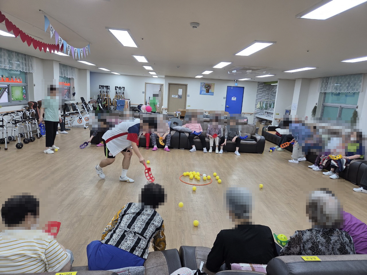 /user/y/youth/editor/2509/0d2ff86e2a6420f70779f3636dd69922_1758089600_038.jpg 이미지크게보기