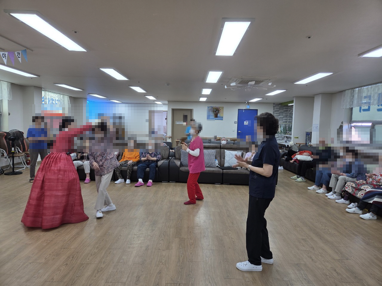 /user/y/youth/editor/2509/90e61339c2de50ba05ac052843ef31e8_1757651608_5333.jpg 이미지크게보기