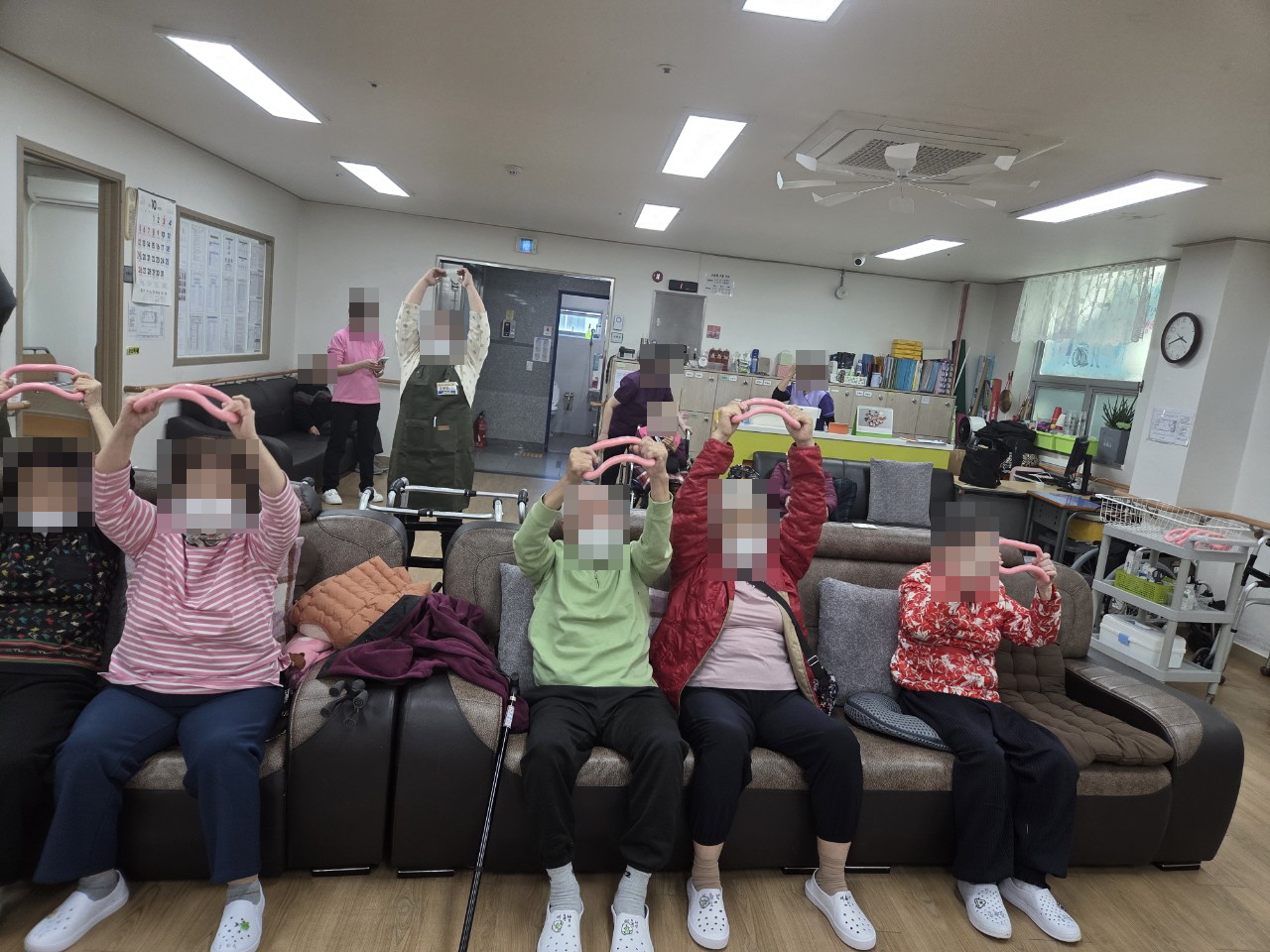 /user/y/youth/editor/2510/00e1378fe357032e0d4d15b7b5d198d6_1761628005_8185.jpg 이미지크게보기