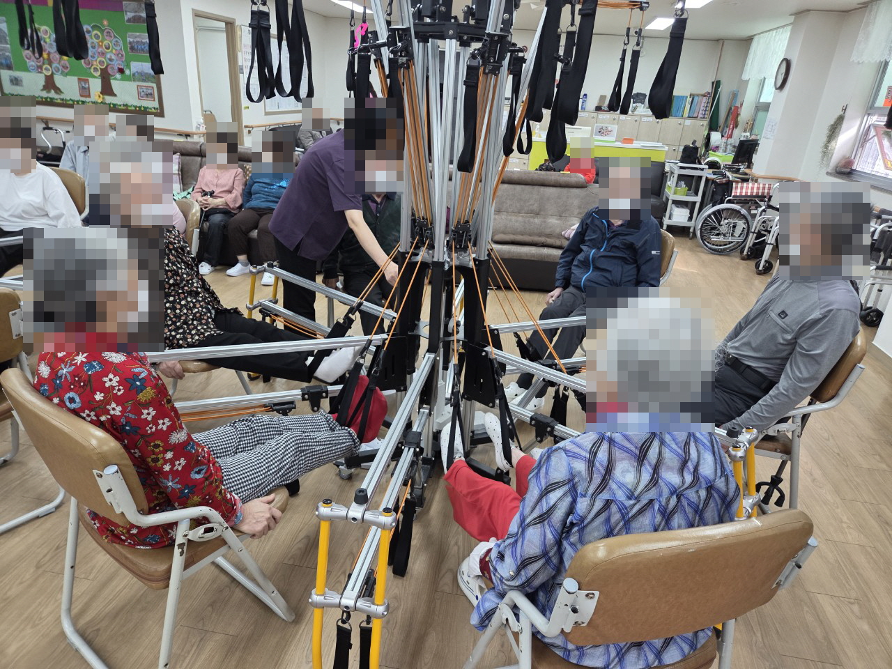 /user/y/youth/editor/2510/7abb6fec980aca2eb89fd71b52c29ee0_1760678114_0462.jpg 이미지크게보기