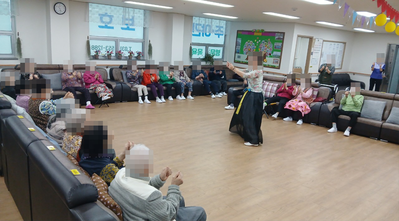 /user/y/youth/editor/2510/8d33e5d3ecd651a3543abb45283d4075_1761285010_305.jpg 이미지크게보기