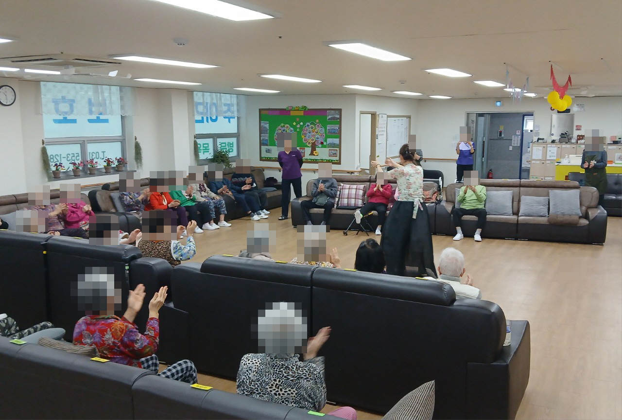 /user/y/youth/editor/2510/8d33e5d3ecd651a3543abb45283d4075_1761285010_4489.jpg 이미지크게보기