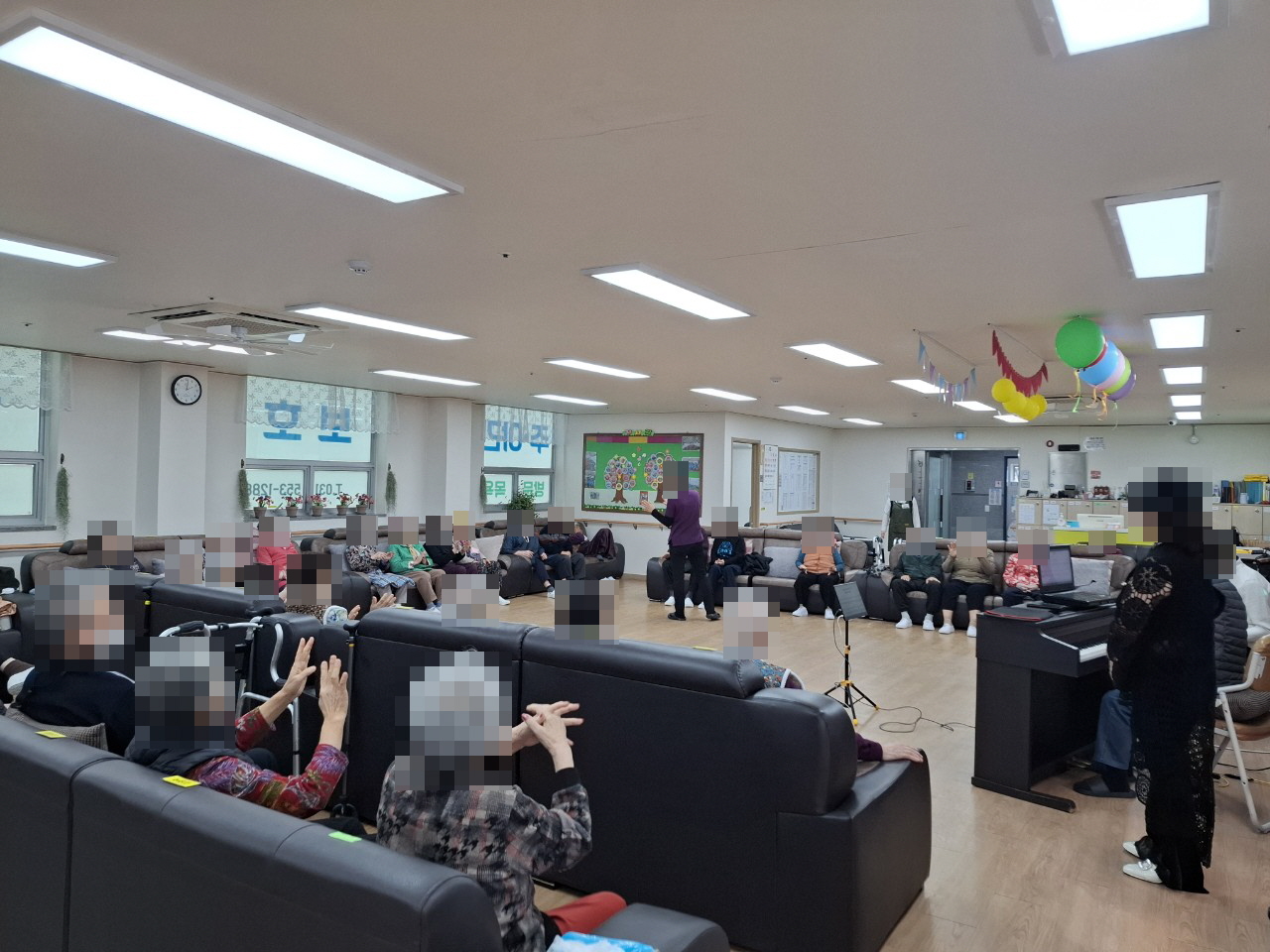 /user/y/youth/editor/2510/ade5cbba0253eddba9a054e22481365a_1761800858_7144.jpg 이미지크게보기