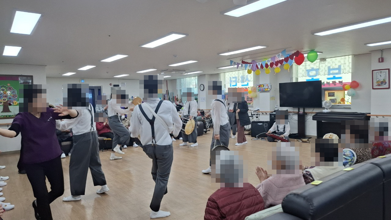 /user/y/youth/editor/2510/f526e33615acb13d66af22fec868ec07_1761715251_8384.jpg 이미지크게보기