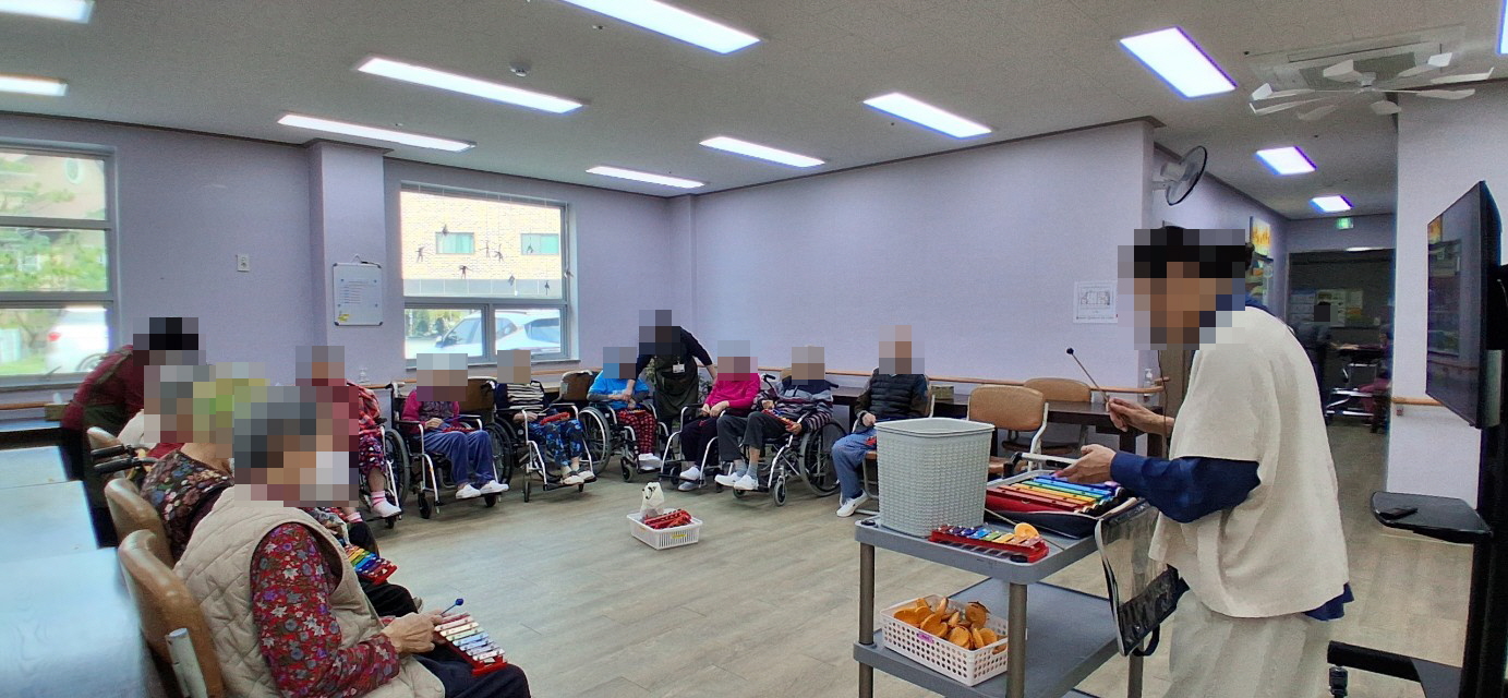 /user/y/youth/editor/2511/02b668f45713be56ce1ccab8dfc52dca_1762126882_5537.jpg 이미지크게보기