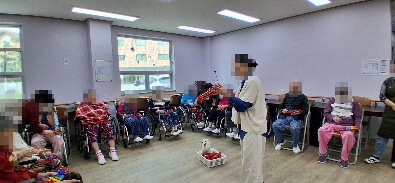 /user/y/youth/editor/2511/02b668f45713be56ce1ccab8dfc52dca_1762126883_145.jpg 이미지크게보기