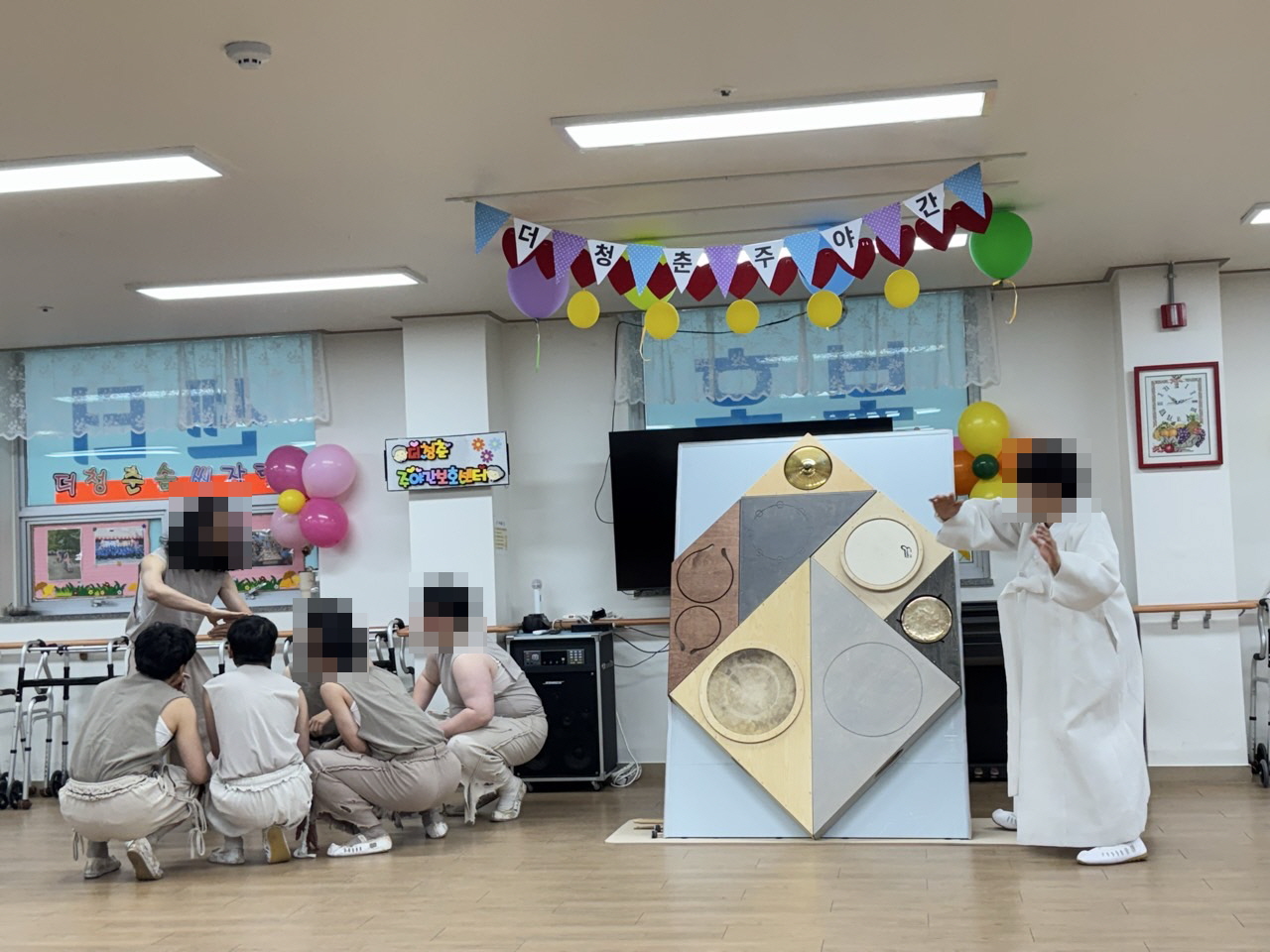 /user/y/youth/editor/2511/0a1fae1cbb1446c9212c0c34d023e60a_1763509721_4998.jpg 이미지크게보기