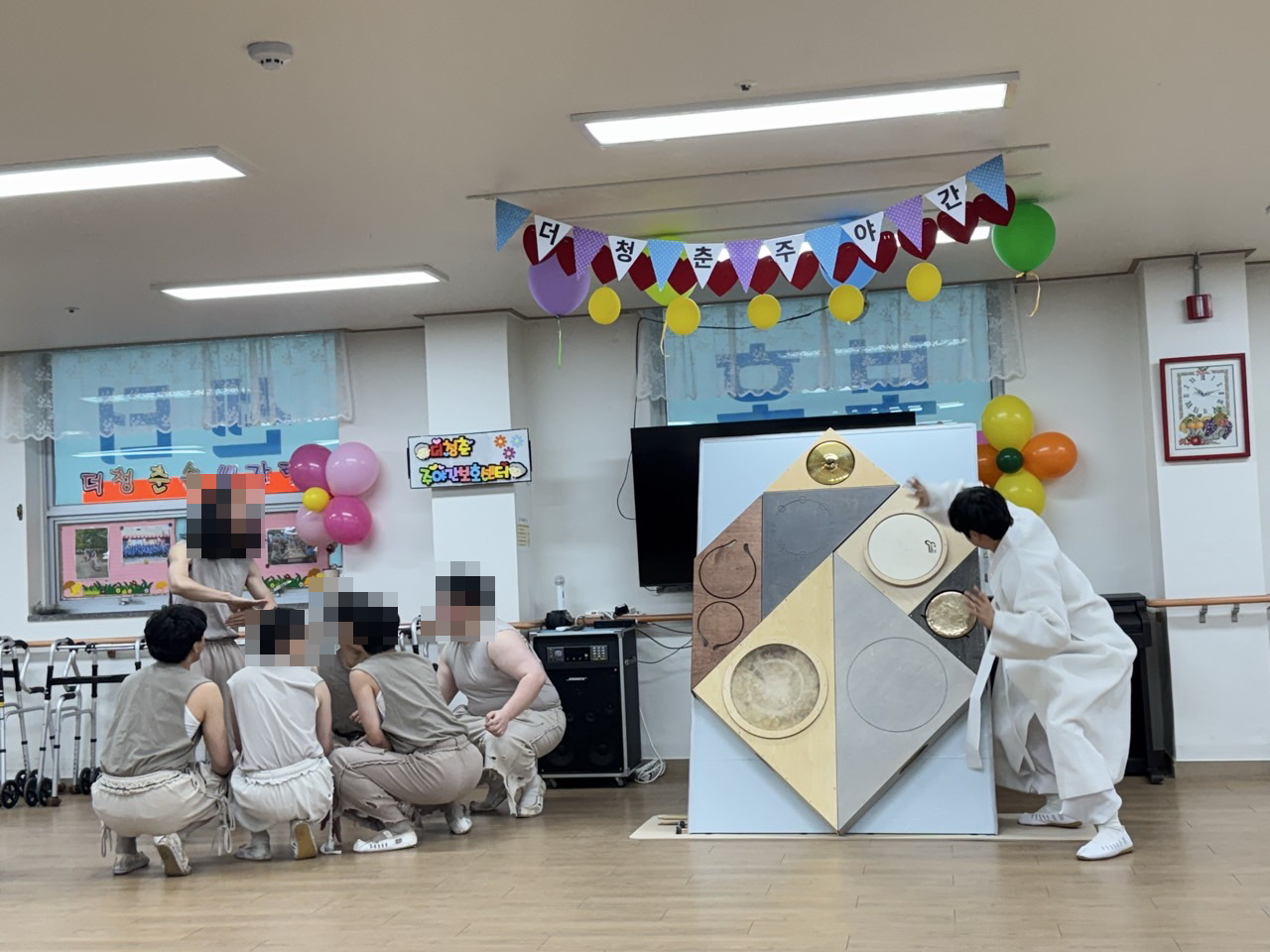 /user/y/youth/editor/2511/0a1fae1cbb1446c9212c0c34d023e60a_1763509721_638.jpg 이미지크게보기