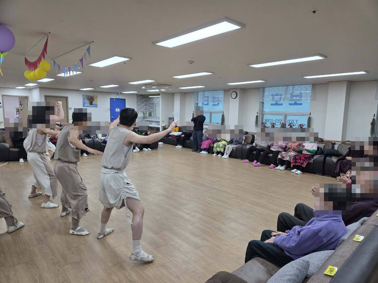 /user/y/youth/editor/2511/0a1fae1cbb1446c9212c0c34d023e60a_1763509722_1188.jpg 이미지크게보기