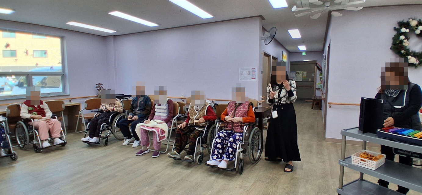 /user/y/youth/editor/2511/1be20afe15e02cf60443636a35edd07b_1762730091_6778.jpg 이미지크게보기