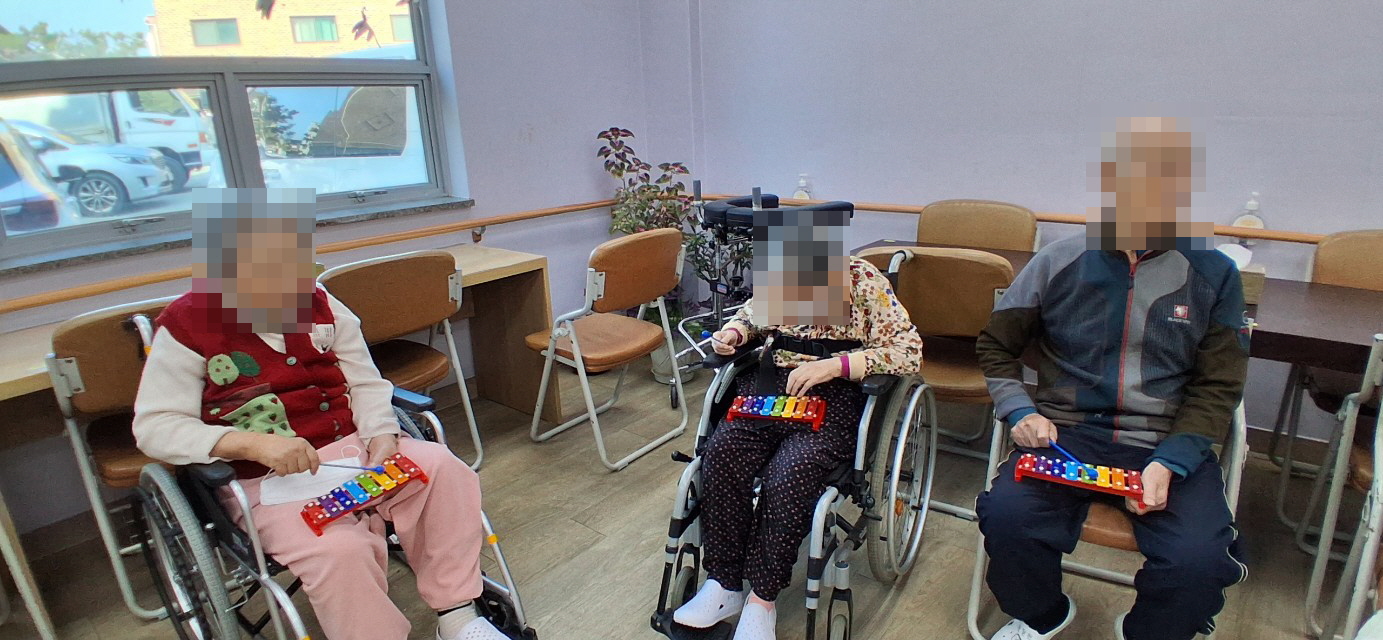 /user/y/youth/editor/2511/1be20afe15e02cf60443636a35edd07b_1762730092_1638.jpg 이미지크게보기