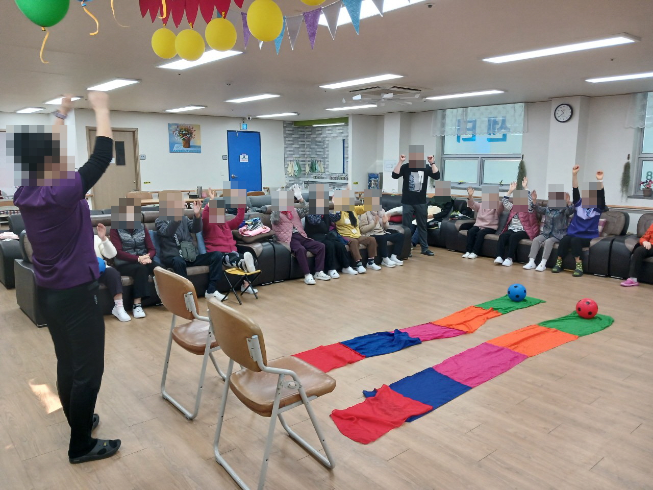 /user/y/youth/editor/2511/1be20afe15e02cf60443636a35edd07b_1762730270_1034.jpg 이미지크게보기