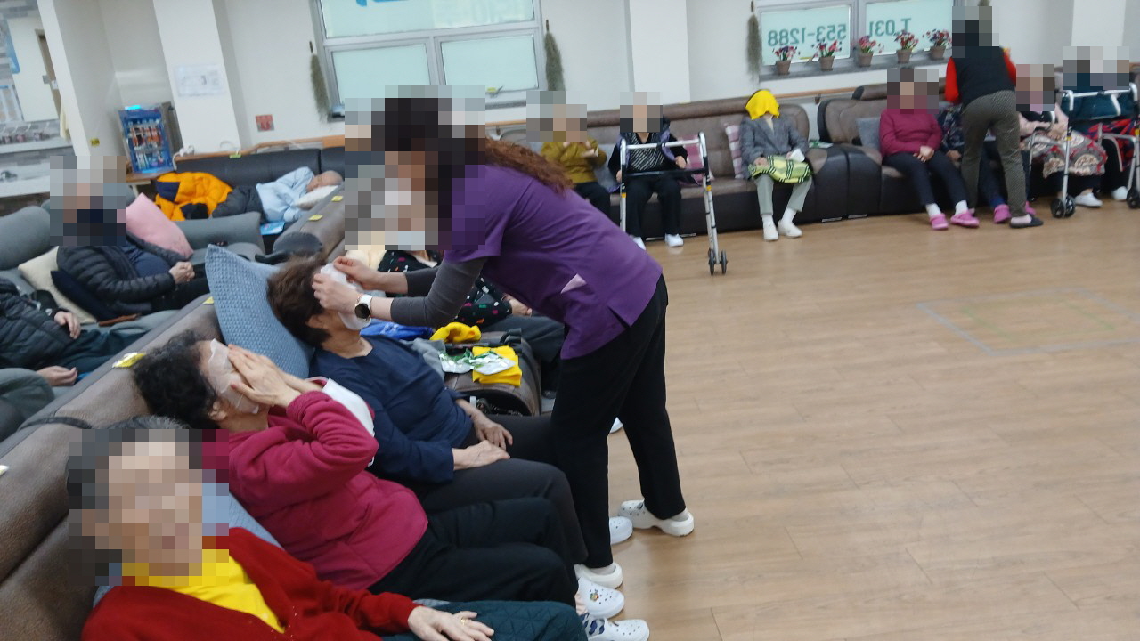 /user/y/youth/editor/2511/1f871e8d025cec12484454b19e225f90_1764200115_8711.jpg 이미지크게보기