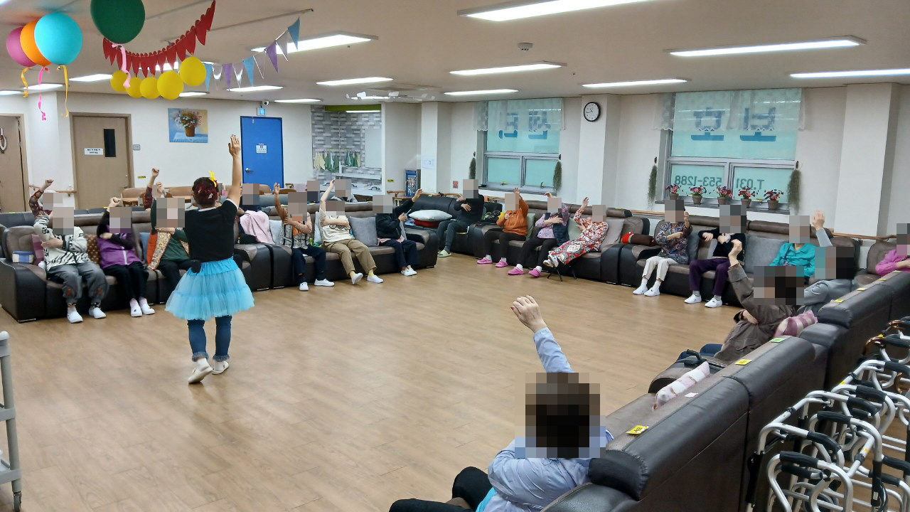 /user/y/youth/editor/2511/4b6ea93b512f2908454187bccc8fa2c5_1762215549_8559.jpg 이미지크게보기