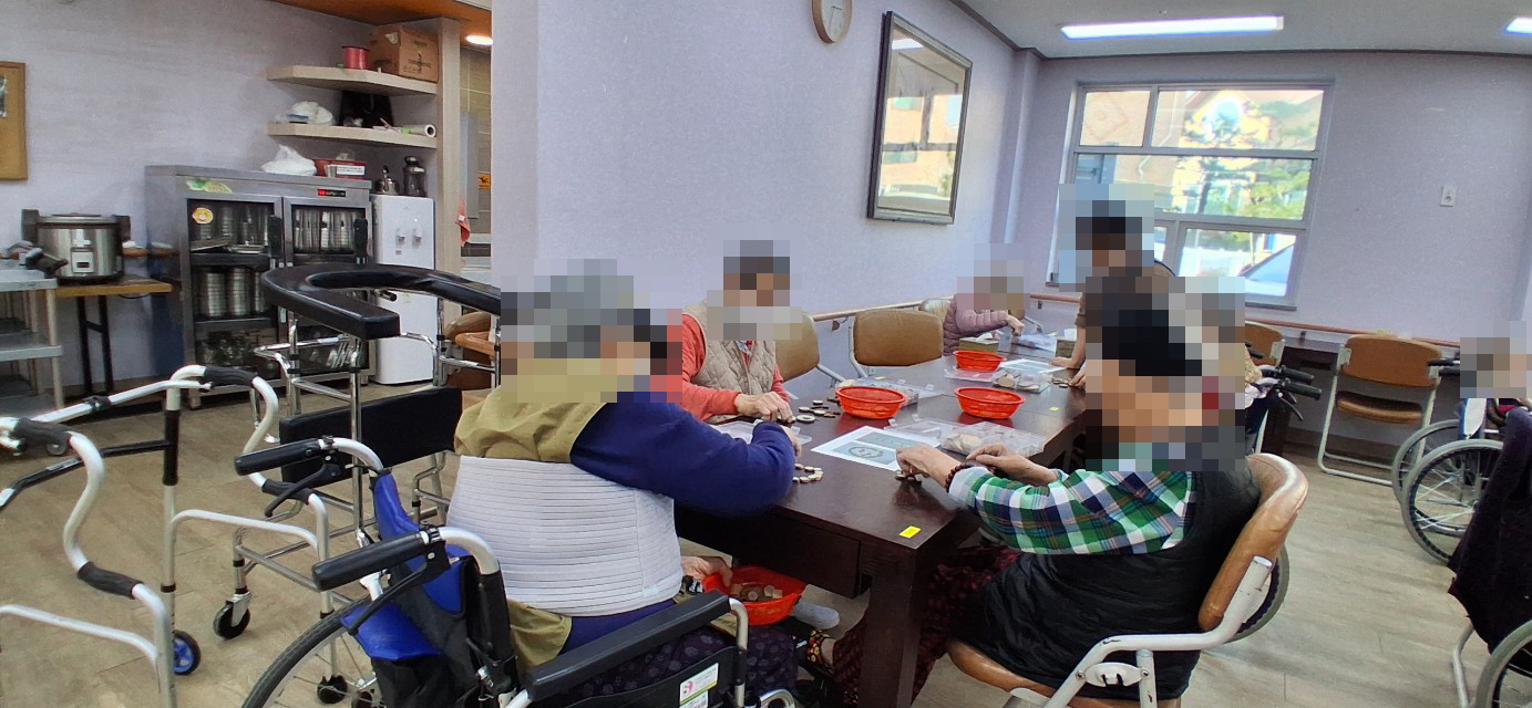 /user/y/youth/editor/2511/50a5b622e816647b26cefa87fe0bbaa2_1762480406_8391.jpg 이미지크게보기