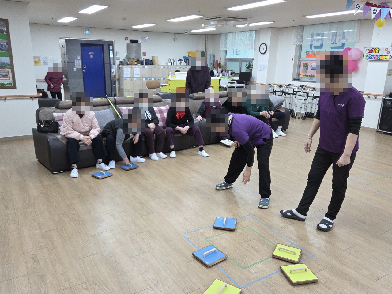 /user/y/youth/editor/2511/5af457c2d584809073d1ef511d717527_1764113646_998.jpg 이미지크게보기