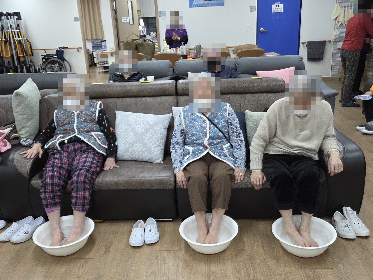 /user/y/youth/editor/2511/5af457c2d584809073d1ef511d717527_1764113690_9915.jpg 이미지크게보기