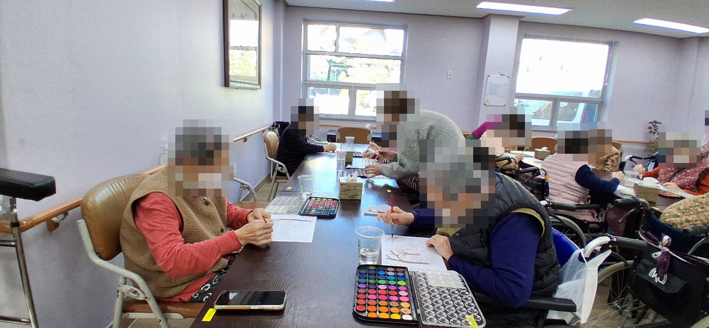 /user/y/youth/editor/2511/6f7aa207a297dcb4bb8fc6165a21b5a5_1763423133_0963.jpg 이미지크게보기