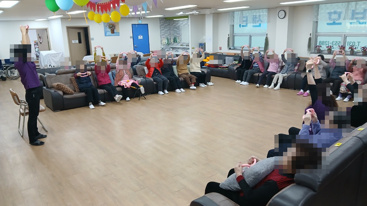 /user/y/youth/editor/2511/6f7aa207a297dcb4bb8fc6165a21b5a5_1763423301_3785.jpg 이미지크게보기