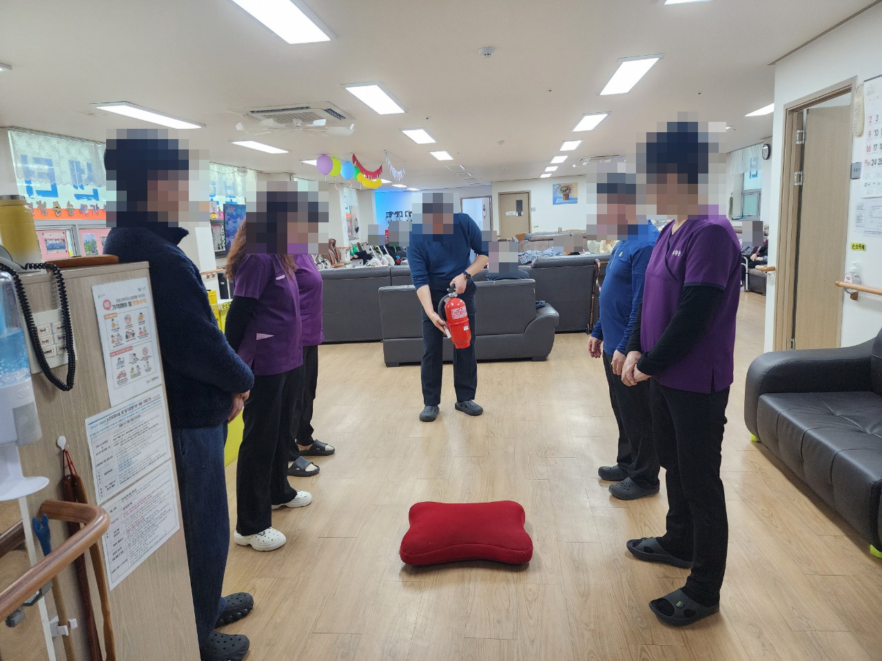 /user/y/youth/editor/2511/6f7aa207a297dcb4bb8fc6165a21b5a5_1763423339_0519.jpg 이미지크게보기