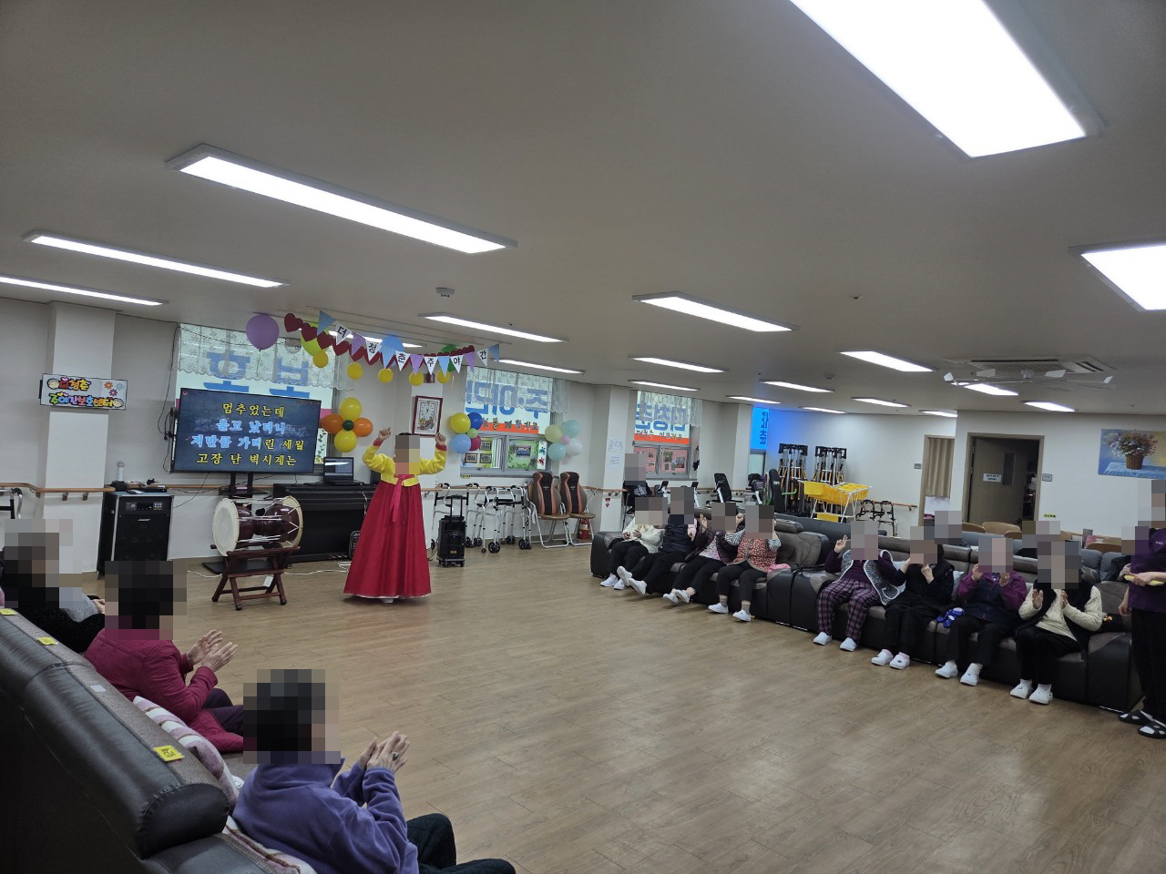 /user/y/youth/editor/2511/70e44ac96932fcdd60acfb975fcb372a_1763684055_1439.jpg 이미지크게보기