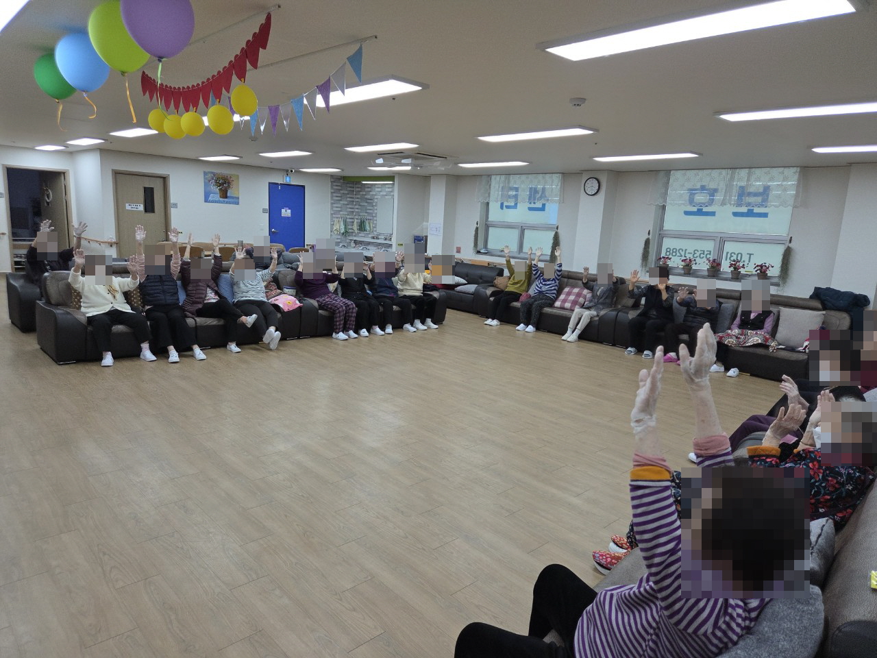 /user/y/youth/editor/2511/70e44ac96932fcdd60acfb975fcb372a_1763684143_0442.jpg 이미지크게보기