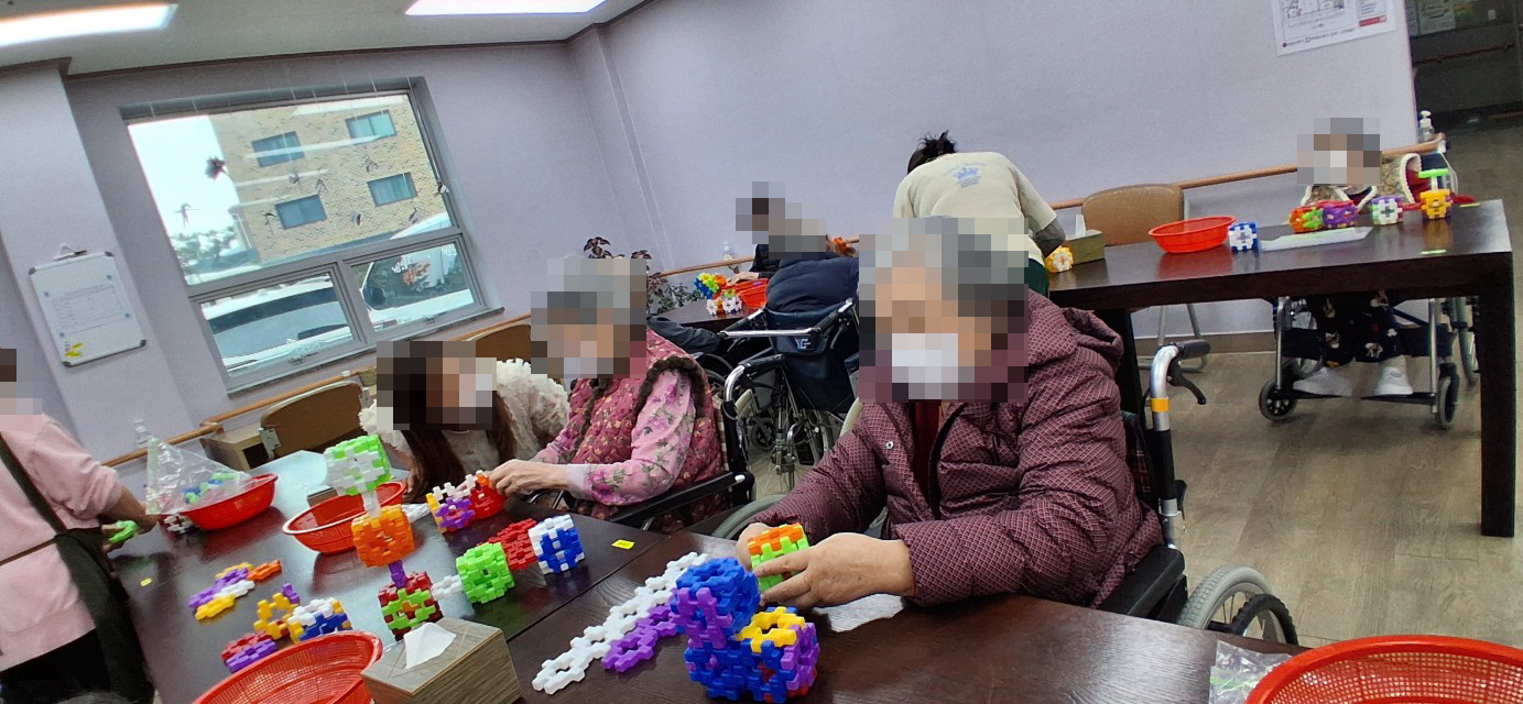 /user/y/youth/editor/2511/bed65e6375e75bfe91d19346f790bc8c_1764284873_1479.jpg 이미지크게보기