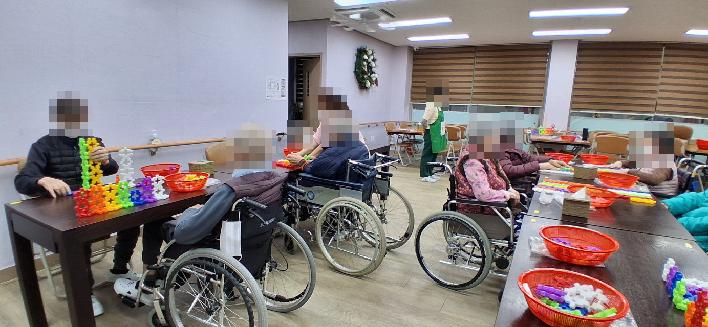 /user/y/youth/editor/2511/bed65e6375e75bfe91d19346f790bc8c_1764284873_4611.jpg 이미지크게보기