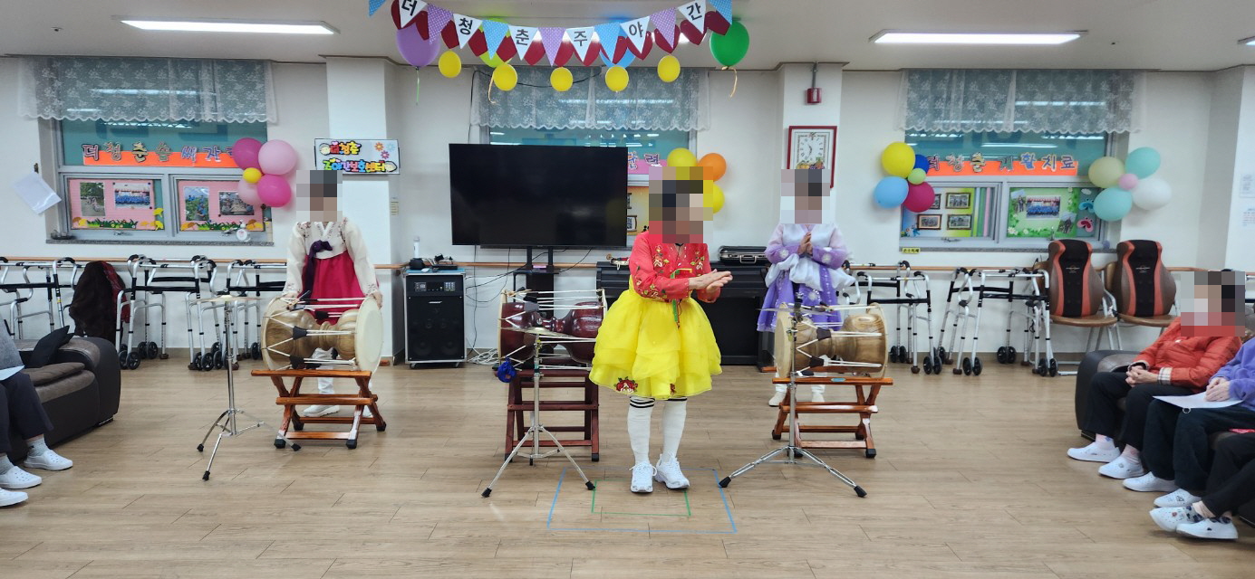 /user/y/youth/editor/2511/bed65e6375e75bfe91d19346f790bc8c_1764285000_2095.jpg 이미지크게보기