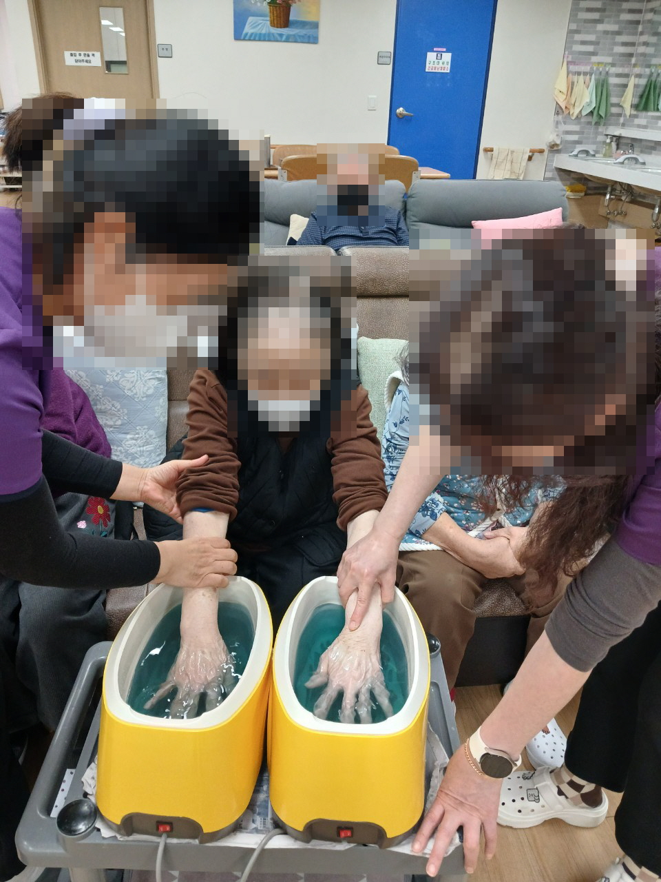 /user/y/youth/editor/2511/bed65e6375e75bfe91d19346f790bc8c_1764285130_8045.jpg 이미지크게보기