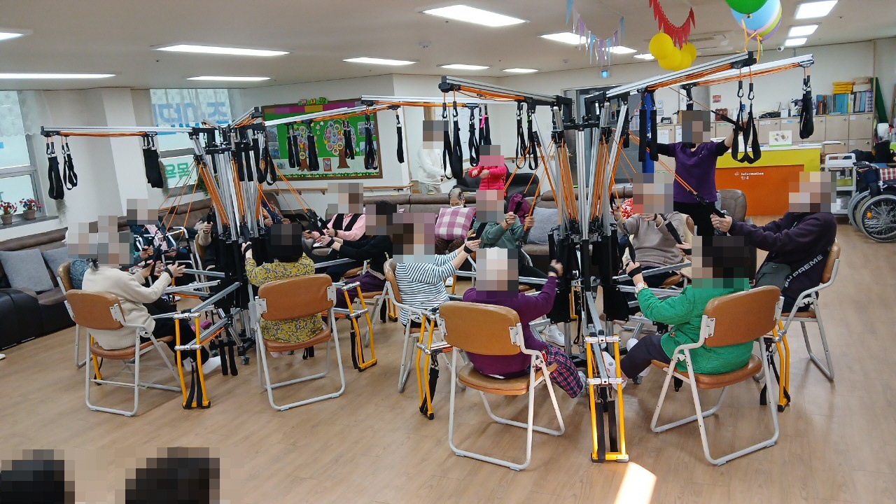 /user/y/youth/editor/2511/c080e1d20f172e6fdf69b2e9b78f6b7b_1763075707_9259.jpg 이미지크게보기