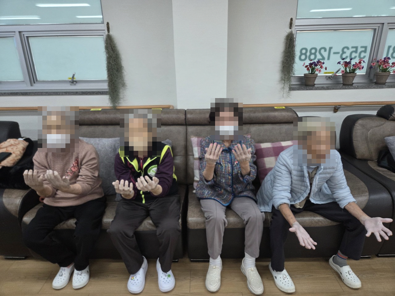 /user/y/youth/editor/2511/c080e1d20f172e6fdf69b2e9b78f6b7b_1763075736_4774.jpg 이미지크게보기