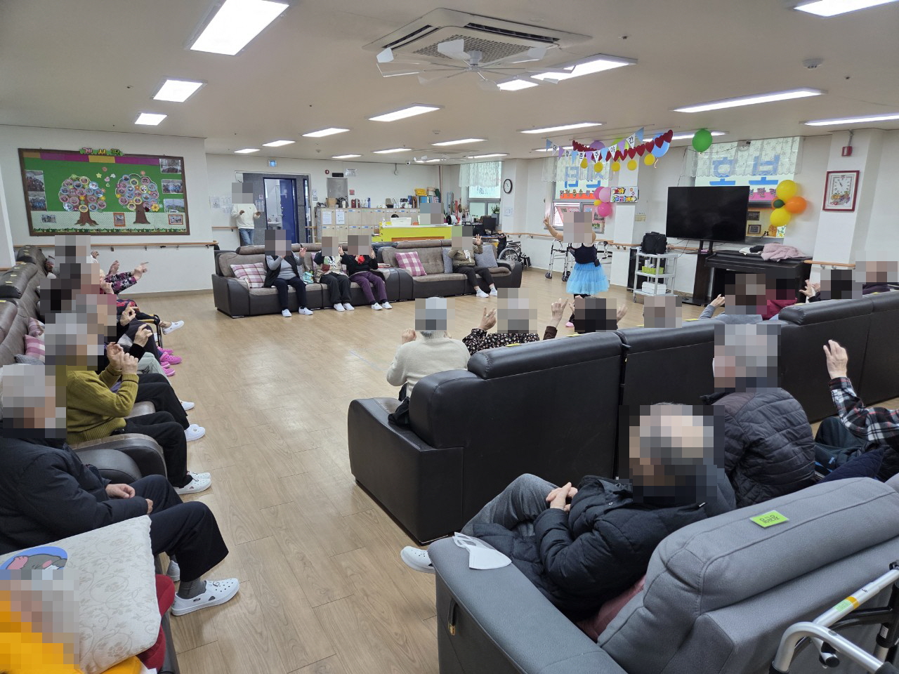 /user/y/youth/editor/2511/c39f84ba97d333da066d105c9f09f7dc_1764027402_6715.jpg 이미지크게보기