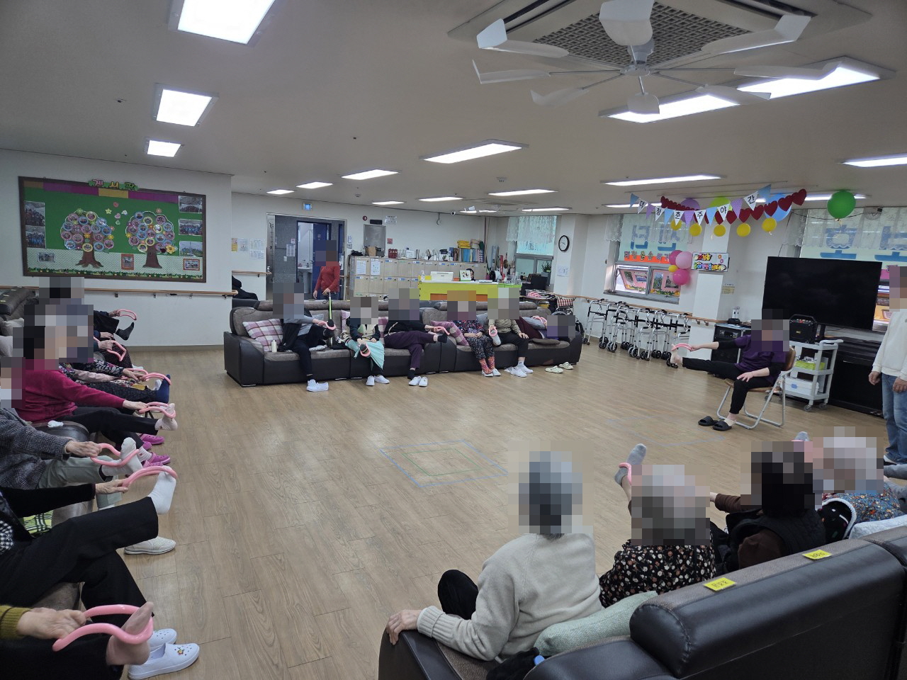 /user/y/youth/editor/2511/c39f84ba97d333da066d105c9f09f7dc_1764027428_4715.jpg 이미지크게보기