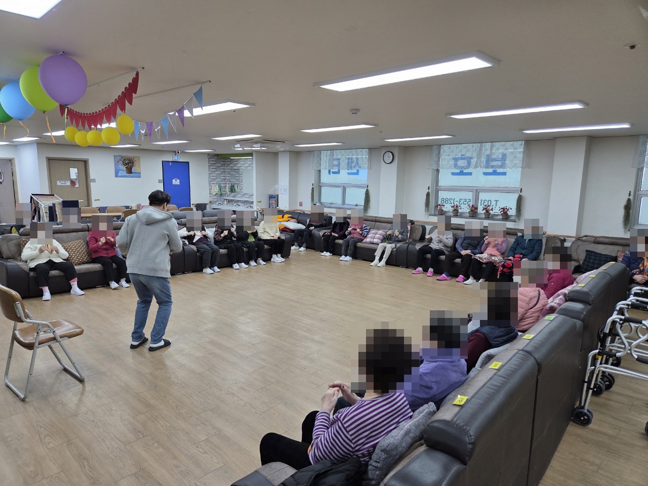 /user/y/youth/editor/2511/ec40d363189b0de4e0dc1f00c3e1cc68_1763592358_3064.jpg 이미지크게보기