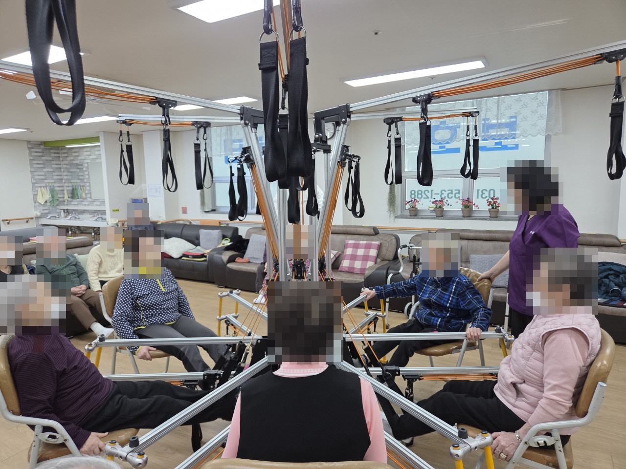 /user/y/youth/editor/2511/f5ea8b2749160264763bf4e8d267897c_1762818431_5835.jpg 이미지크게보기