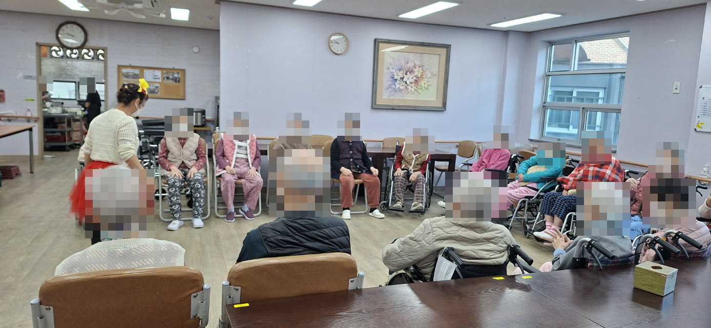 /user/y/youth/editor/2511/f6721c0c77a08558b03078dc3b7e6cd1_1762904274_5659.jpg 이미지크게보기