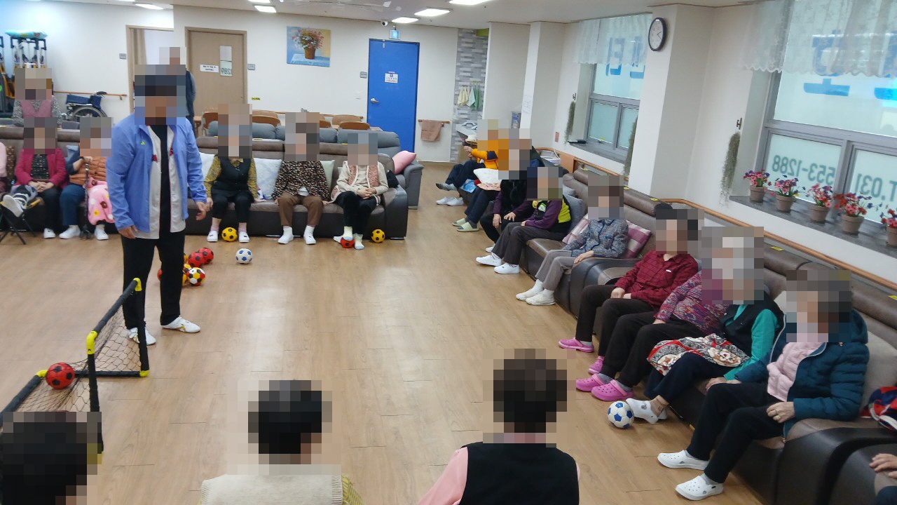 /user/y/youth/editor/2511/f6721c0c77a08558b03078dc3b7e6cd1_1762904349_7223.jpg 이미지크게보기